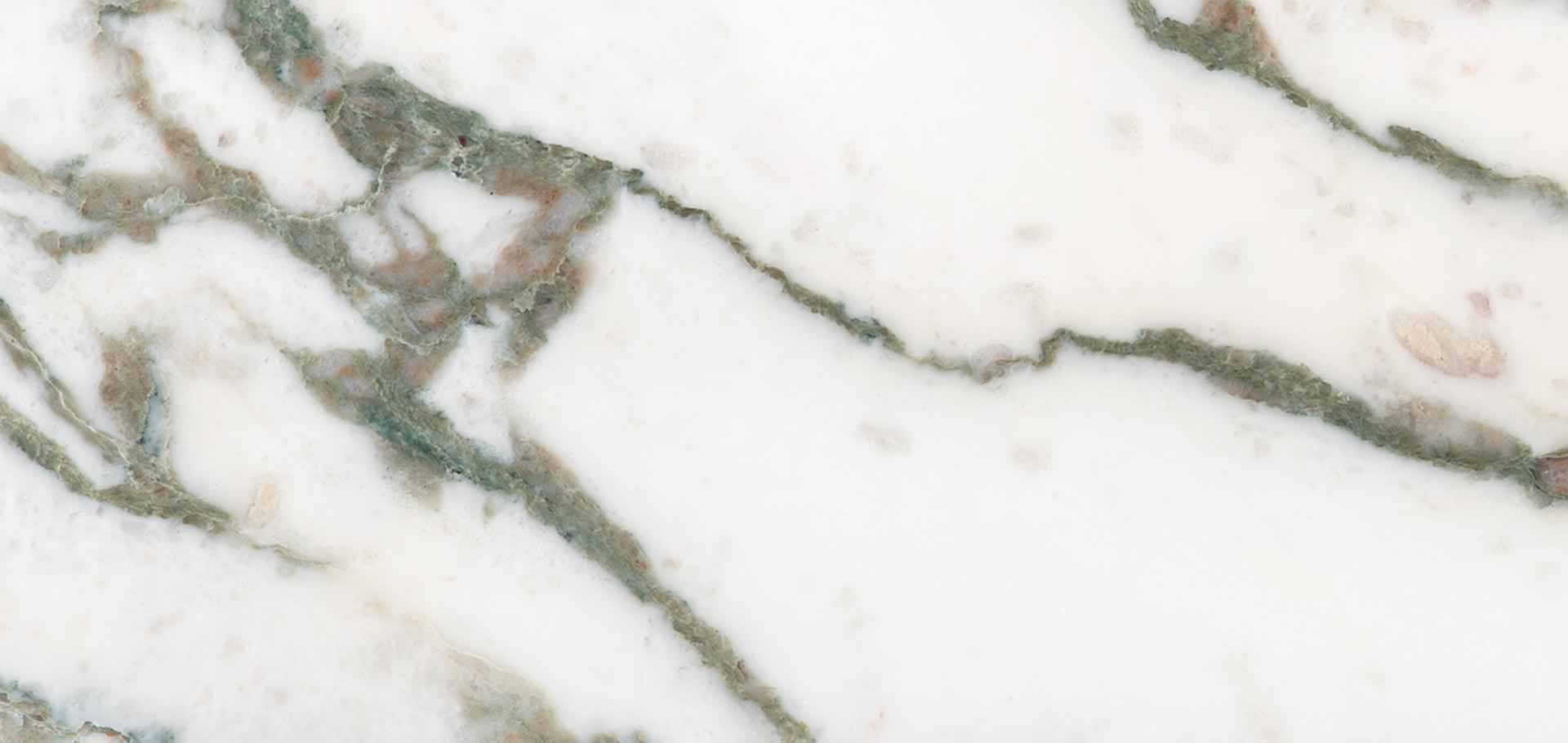 piastrelle in marmo bianco Carrara per interni e esterni 